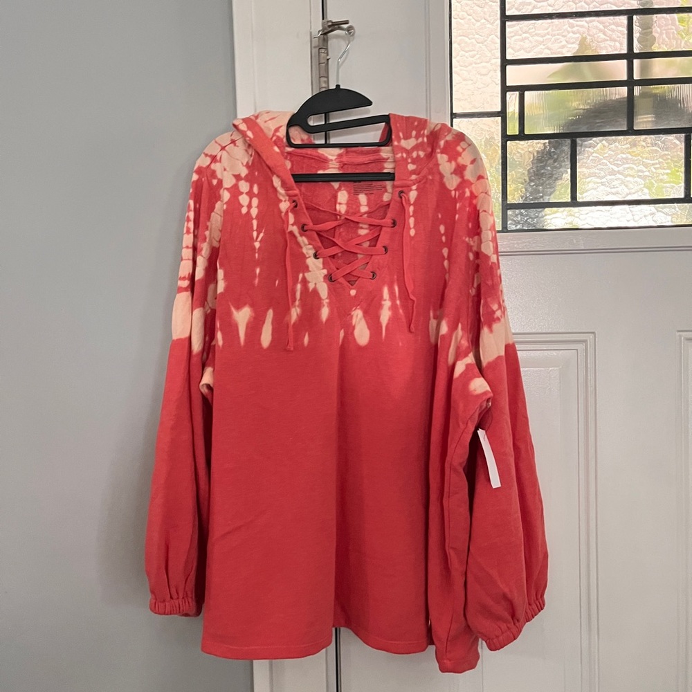 NWT Women's Tie-Dye Lace-Up Top SZ 26/28